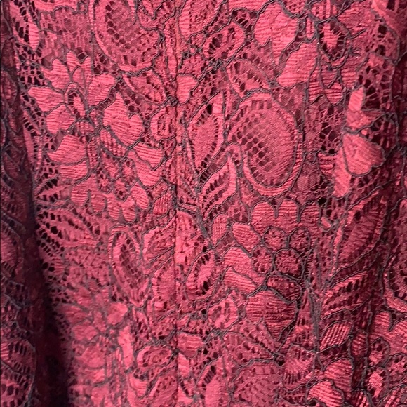 BRAND NEW RES LACE DRESS - Picture 2 of 6